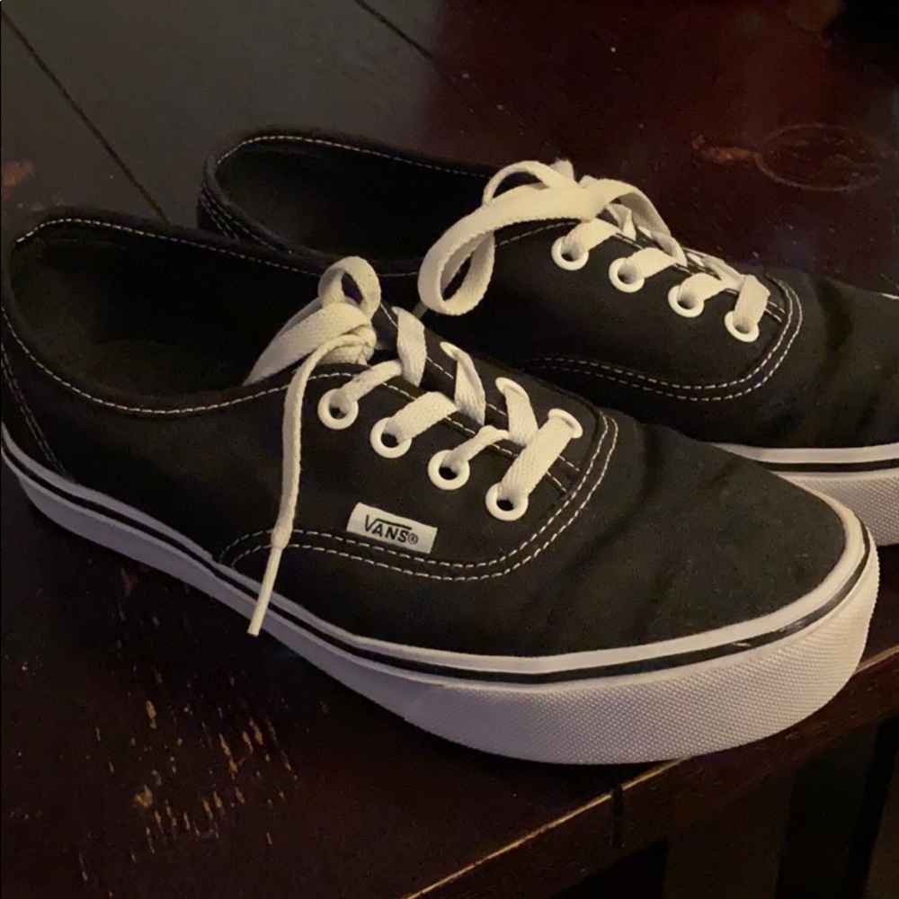 black and white low top vans